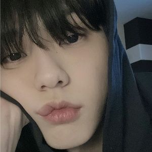 Meet your Posher, Eden